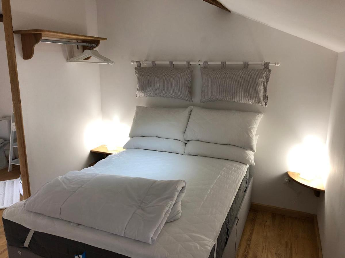 The Walnut Tree Chambre D'Hotes Le Dorat Exterior photo